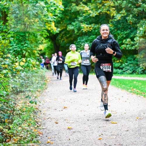 12.10.2025 - Bramfelder Halbmarathon 2025 Dr. Thomas Lammeyer http://msf.ph/oto/9350052 12.10.2025 10:32:46 Laufen 2063, 2386, 2555 meine-sportfotos.de