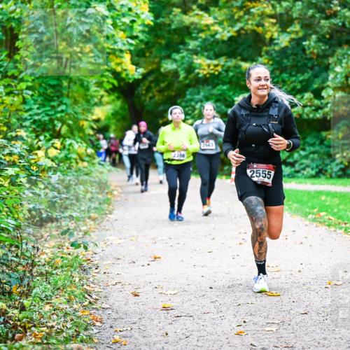 12.10.2025 - Bramfelder Halbmarathon 2025 Dr. Thomas Lammeyer http://msf.ph/oto/9350053 12.10.2025 10:32:46 Laufen 2555 meine-sportfotos.de
