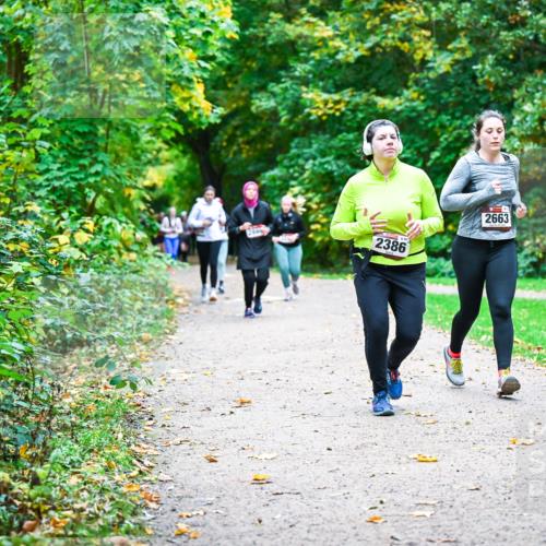 12.10.2025 - Bramfelder Halbmarathon 2025 Dr. Thomas Lammeyer http://msf.ph/oto/9350069 12.10.2025 10:32:48 Laufen 2386, 2663 meine-sportfotos.de
