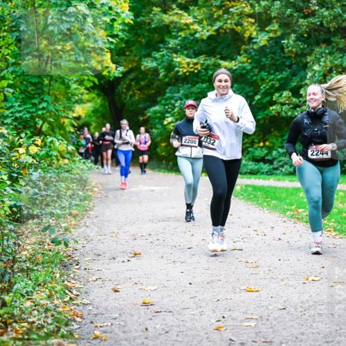 12.10.2025 - Bramfelder Halbmarathon 2025 Dr. Thomas Lammeyer http://msf.ph/oto/9350102 12.10.2025 10:32:54 Laufen 2200, 22332, 2244 meine-sportfotos.de