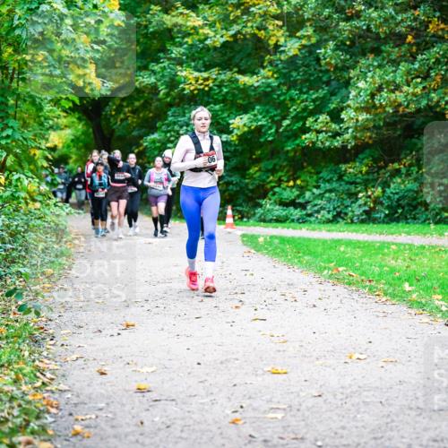 12.10.2025 - Bramfelder Halbmarathon 2025 Dr. Thomas Lammeyer http://msf.ph/oto/9350119 12.10.2025 10:32:59 Laufen 2264, 2658, 06 meine-sportfotos.de