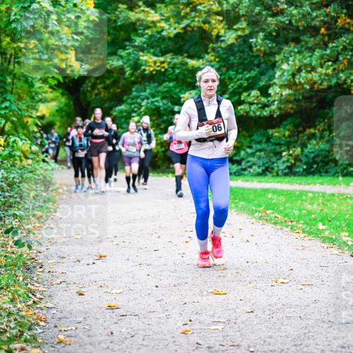 12.10.2025 - Bramfelder Halbmarathon 2025 Dr. Thomas Lammeyer http://msf.ph/oto/9350129 12.10.2025 10:33:00 Laufen 90 meine-sportfotos.de