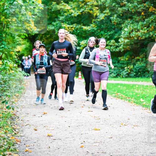 12.10.2025 - Bramfelder Halbmarathon 2025 Dr. Thomas Lammeyer http://msf.ph/oto/9350158 12.10.2025 10:33:05 Laufen 2204, 2694, 804, 20, 40, 2855 meine-sportfotos.de