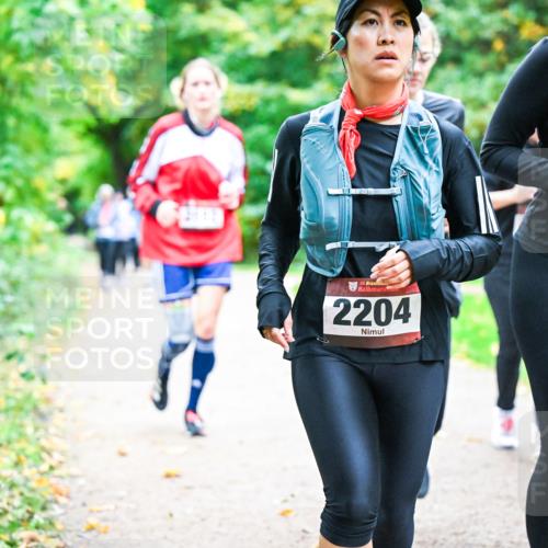 12.10.2025 - Bramfelder Halbmarathon 2025 Dr. Thomas Lammeyer http://msf.ph/oto/9350178 12.10.2025 10:33:09 Laufen 1, 2204, 280 meine-sportfotos.de