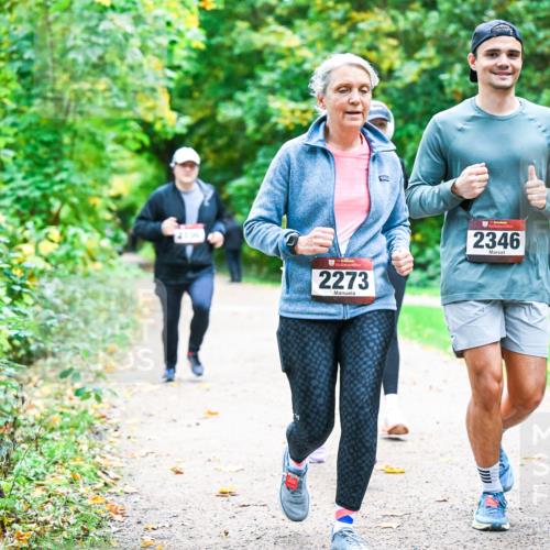 12.10.2025 - Bramfelder Halbmarathon 2025 Dr. Thomas Lammeyer http://msf.ph/oto/9350217 12.10.2025 10:33:18 Laufen 2273, 2346 meine-sportfotos.de