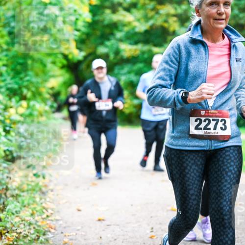 12.10.2025 - Bramfelder Halbmarathon 2025 Dr. Thomas Lammeyer http://msf.ph/oto/9350222 12.10.2025 10:33:18 Laufen 34, 2273, 2340 meine-sportfotos.de