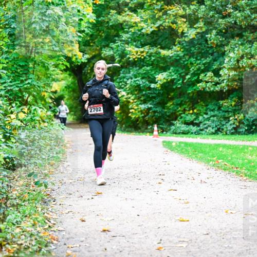 12.10.2025 - Bramfelder Halbmarathon 2025 Dr. Thomas Lammeyer http://msf.ph/oto/9350248 12.10.2025 10:33:24 Laufen 2702 meine-sportfotos.de