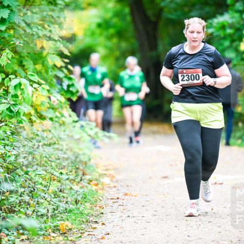 12.10.2025 - Bramfelder Halbmarathon 2025 Dr. Thomas Lammeyer http://msf.ph/oto/9350294 12.10.2025 10:33:41 Laufen 2300 meine-sportfotos.de