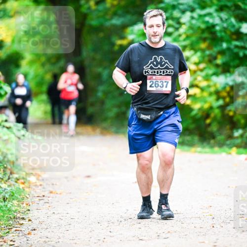 12.10.2025 - Bramfelder Halbmarathon 2025 Dr. Thomas Lammeyer http://msf.ph/oto/9350421 12.10.2025 10:34:05 Laufen 2637 meine-sportfotos.de