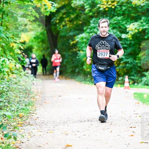 12.10.2025 - Bramfelder Halbmarathon 2025 Dr. Thomas Lammeyer http://msf.ph/oto/9350430 12.10.2025 10:34:06 Laufen 2637 meine-sportfotos.de