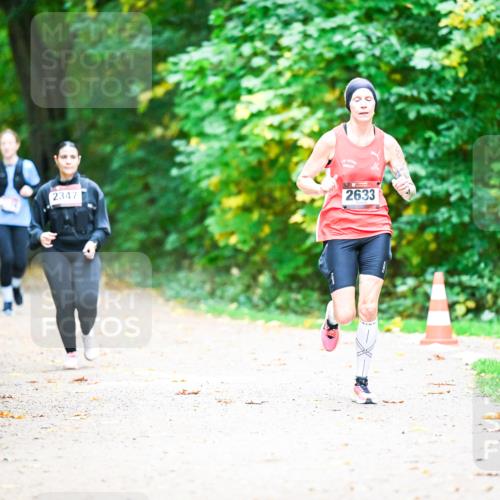12.10.2025 - Bramfelder Halbmarathon 2025 Dr. Thomas Lammeyer http://msf.ph/oto/9350446 12.10.2025 10:34:12 Laufen 2347, 2633 meine-sportfotos.de