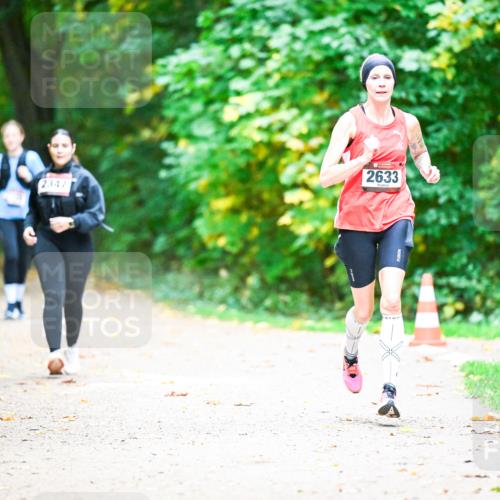 12.10.2025 - Bramfelder Halbmarathon 2025 Dr. Thomas Lammeyer http://msf.ph/oto/9350450 12.10.2025 10:34:12 Laufen 2347, 2633 meine-sportfotos.de