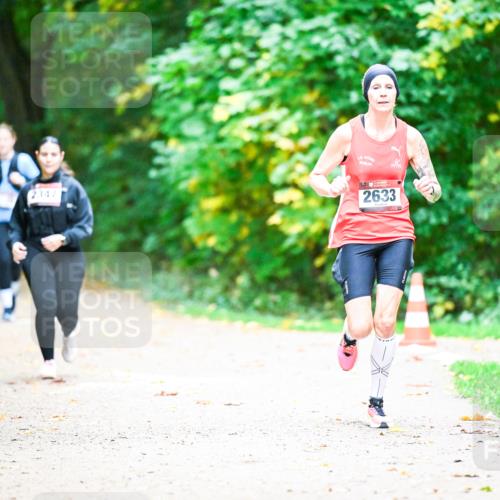 12.10.2025 - Bramfelder Halbmarathon 2025 Dr. Thomas Lammeyer http://msf.ph/oto/9350451 12.10.2025 10:34:12 Laufen 2347, 2633 meine-sportfotos.de