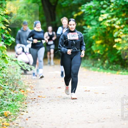 12.10.2025 - Bramfelder Halbmarathon 2025 Dr. Thomas Lammeyer http://msf.ph/oto/9350456 12.10.2025 10:34:15 Laufen 2347 meine-sportfotos.de