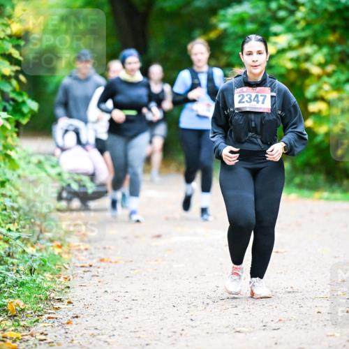 12.10.2025 - Bramfelder Halbmarathon 2025 Dr. Thomas Lammeyer http://msf.ph/oto/9350468 12.10.2025 10:34:17 Laufen 2347 meine-sportfotos.de