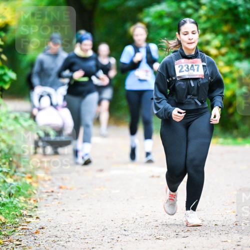 12.10.2025 - Bramfelder Halbmarathon 2025 Dr. Thomas Lammeyer http://msf.ph/oto/9350473 12.10.2025 10:34:17 Laufen 2347 meine-sportfotos.de