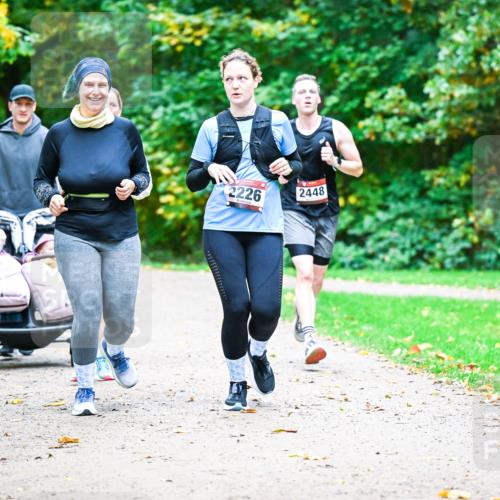 12.10.2025 - Bramfelder Halbmarathon 2025 Dr. Thomas Lammeyer http://msf.ph/oto/9350510 12.10.2025 10:34:25 Laufen 2226, 2448 meine-sportfotos.de