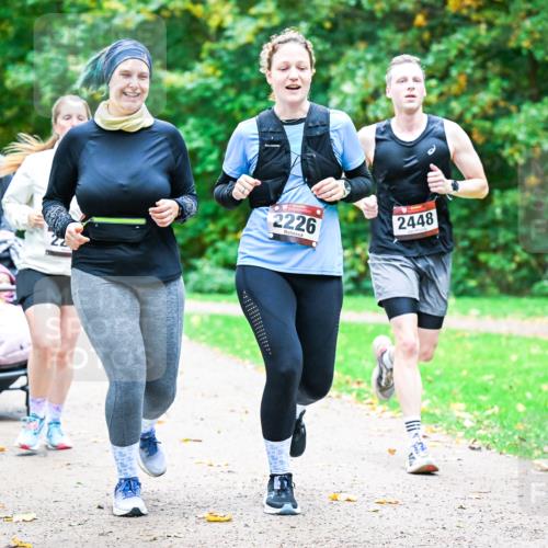 12.10.2025 - Bramfelder Halbmarathon 2025 Dr. Thomas Lammeyer http://msf.ph/oto/9350521 12.10.2025 10:34:26 Laufen 2226, 2448 meine-sportfotos.de