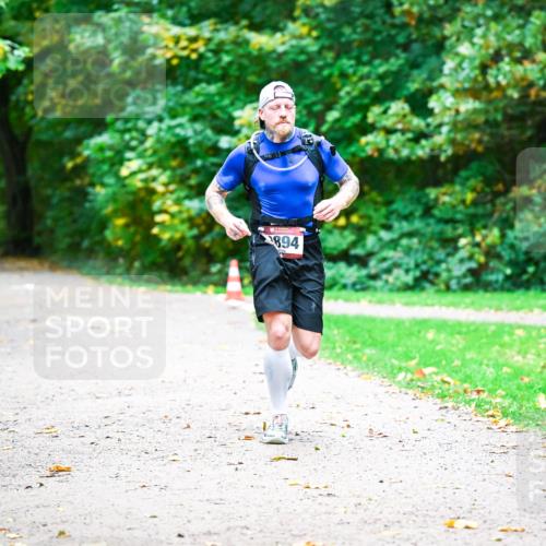 12.10.2025 - Bramfelder Halbmarathon 2025 Dr. Thomas Lammeyer http://msf.ph/oto/9350536 12.10.2025 10:34:33 Laufen 894 meine-sportfotos.de