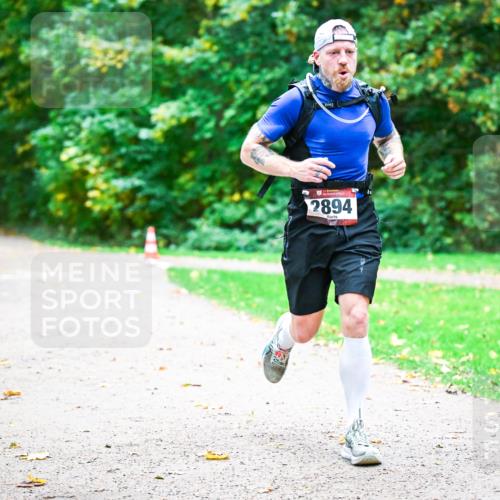 12.10.2025 - Bramfelder Halbmarathon 2025 Dr. Thomas Lammeyer http://msf.ph/oto/9350543 12.10.2025 10:34:33 Laufen 2894 meine-sportfotos.de