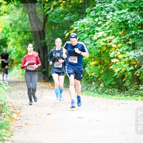 12.10.2025 - Bramfelder Halbmarathon 2025 Dr. Thomas Lammeyer http://msf.ph/oto/9350667 12.10.2025 10:35:18 Laufen 2750, 2809, 2496 meine-sportfotos.de