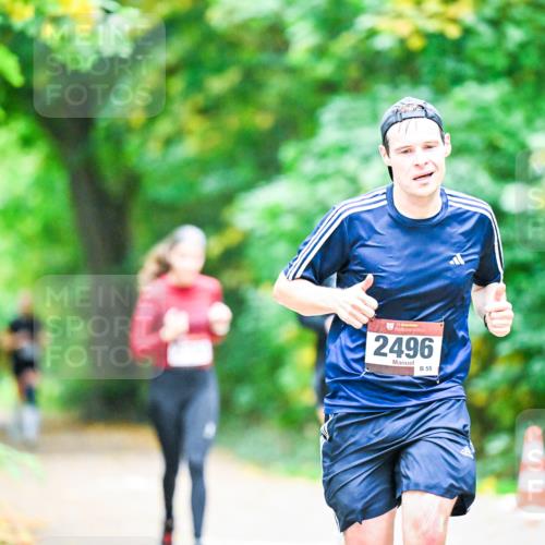 12.10.2025 - Bramfelder Halbmarathon 2025 Dr. Thomas Lammeyer http://msf.ph/oto/9350694 12.10.2025 10:35:22 Laufen 34, 2496, 55 meine-sportfotos.de