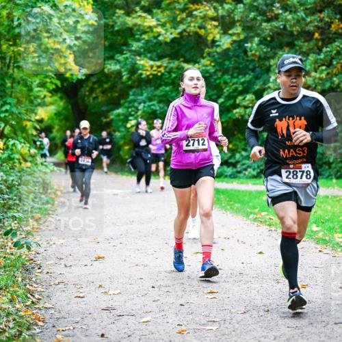 12.10.2025 - Bramfelder Halbmarathon 2025 Dr. Thomas Lammeyer http://msf.ph/oto/9350850 12.10.2025 10:36:11 Laufen 2712, 3, 2878 meine-sportfotos.de
