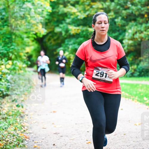 12.10.2025 - Bramfelder Halbmarathon 2025 Dr. Thomas Lammeyer http://msf.ph/oto/9350901 12.10.2025 10:36:20 Laufen 291 meine-sportfotos.de