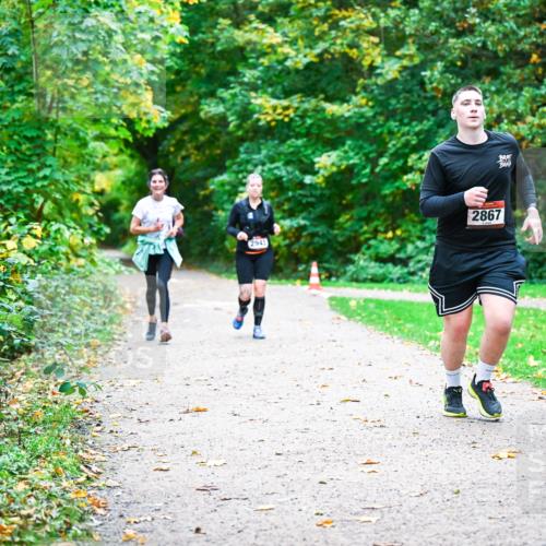 12.10.2025 - Bramfelder Halbmarathon 2025 Dr. Thomas Lammeyer http://msf.ph/oto/9350910 12.10.2025 10:36:22 Laufen 2943, 2867 meine-sportfotos.de