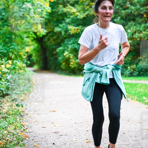 12.10.2025 - Bramfelder Halbmarathon 2025 Dr. Thomas Lammeyer http://msf.ph/oto/9350946 12.10.2025 10:36:27 Laufen  meine-sportfotos.de