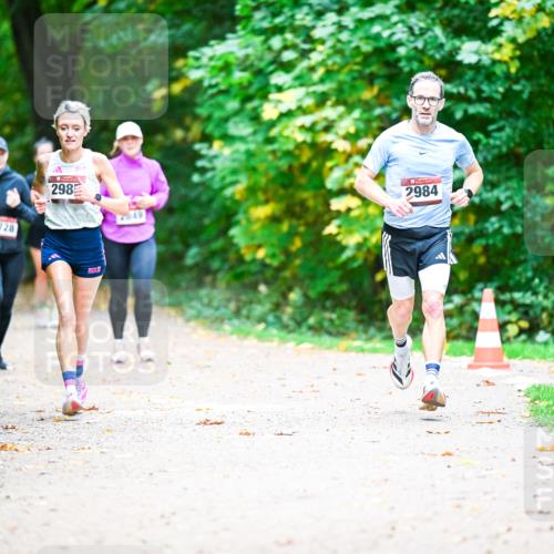 12.10.2025 - Bramfelder Halbmarathon 2025 Dr. Thomas Lammeyer http://msf.ph/oto/9350981 12.10.2025 10:36:56 Laufen 2728, 298, 49, 2984 meine-sportfotos.de