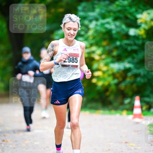12.10.2025 - Bramfelder Halbmarathon 2025 Dr. Thomas Lammeyer http://msf.ph/oto/9350999 12.10.2025 10:36:59 Laufen 2985 meine-sportfotos.de