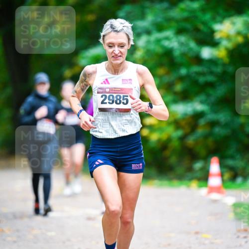 12.10.2025 - Bramfelder Halbmarathon 2025 Dr. Thomas Lammeyer http://msf.ph/oto/9351001 12.10.2025 10:37:00 Laufen 34, 2985 meine-sportfotos.de
