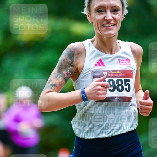 12.10.2025 - Bramfelder Halbmarathon 2025 Dr. Thomas Lammeyer http://msf.ph/oto/9351014 12.10.2025 10:37:01 Laufen 34, 985 meine-sportfotos.de