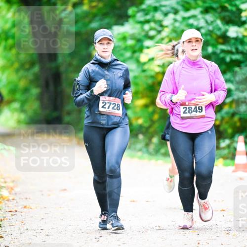 12.10.2025 - Bramfelder Halbmarathon 2025 Dr. Thomas Lammeyer http://msf.ph/oto/9351017 12.10.2025 10:37:03 Laufen 2728, 2849, 20 meine-sportfotos.de