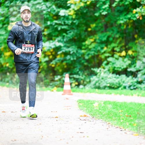 12.10.2025 - Bramfelder Halbmarathon 2025 Dr. Thomas Lammeyer http://msf.ph/oto/9351037 12.10.2025 10:37:16 Laufen 2767 meine-sportfotos.de
