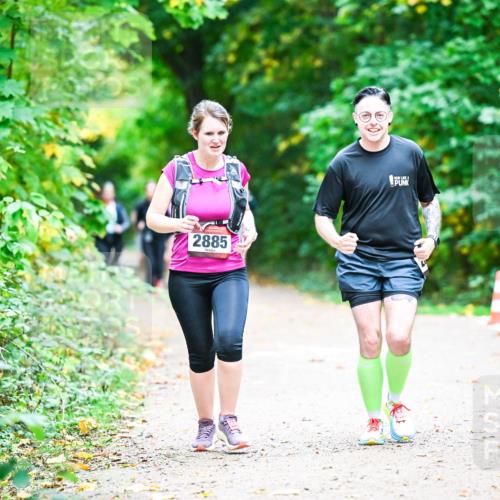12.10.2025 - Bramfelder Halbmarathon 2025 Dr. Thomas Lammeyer http://msf.ph/oto/9351050 12.10.2025 10:37:25 Laufen 2885 meine-sportfotos.de