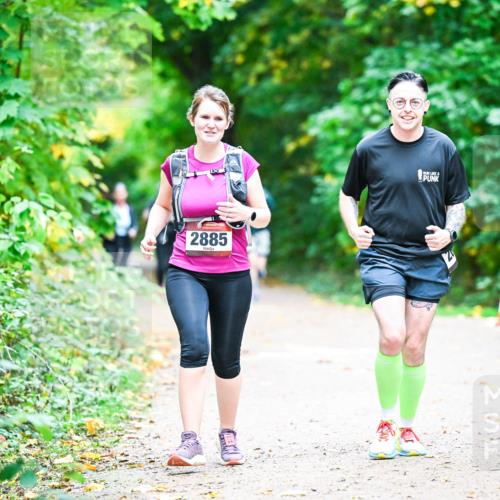 12.10.2025 - Bramfelder Halbmarathon 2025 Dr. Thomas Lammeyer http://msf.ph/oto/9351053 12.10.2025 10:37:25 Laufen 2885 meine-sportfotos.de