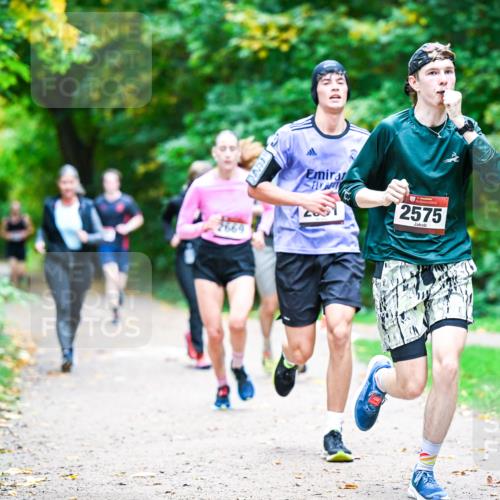 12.10.2025 - Bramfelder Halbmarathon 2025 Dr. Thomas Lammeyer http://msf.ph/oto/9351094 12.10.2025 10:37:34 Laufen 2575 meine-sportfotos.de