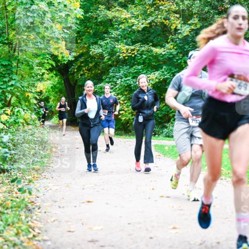 12.10.2025 - Bramfelder Halbmarathon 2025 Dr. Thomas Lammeyer http://msf.ph/oto/9351107 12.10.2025 10:37:37 Laufen 795 meine-sportfotos.de