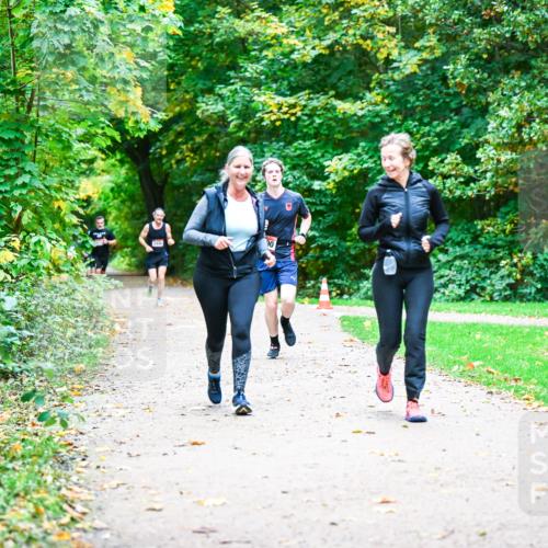 12.10.2025 - Bramfelder Halbmarathon 2025 Dr. Thomas Lammeyer http://msf.ph/oto/9351118 12.10.2025 10:37:38 Laufen  meine-sportfotos.de