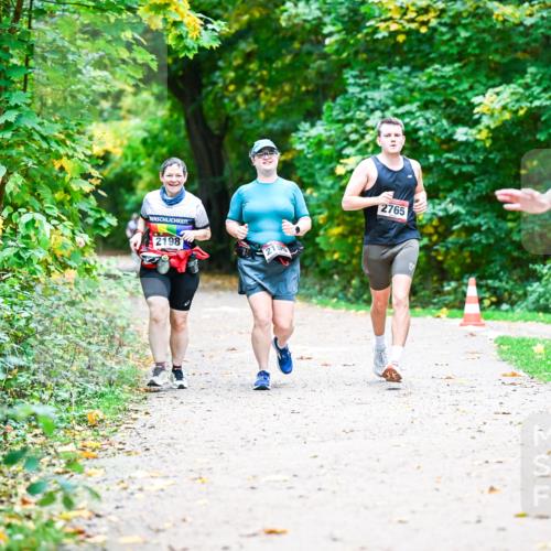 12.10.2025 - Bramfelder Halbmarathon 2025 Dr. Thomas Lammeyer http://msf.ph/oto/9351192 12.10.2025 10:37:54 Laufen 2198, 2765, 2755 meine-sportfotos.de