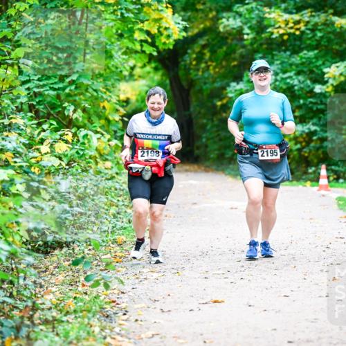 12.10.2025 - Bramfelder Halbmarathon 2025 Dr. Thomas Lammeyer http://msf.ph/oto/9351203 12.10.2025 10:37:56 Laufen 2198, 2195 meine-sportfotos.de