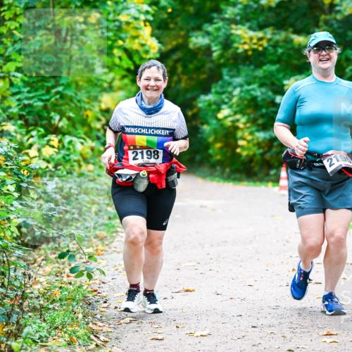 12.10.2025 - Bramfelder Halbmarathon 2025 Dr. Thomas Lammeyer http://msf.ph/oto/9351219 12.10.2025 10:37:59 Laufen 2198, 219 meine-sportfotos.de