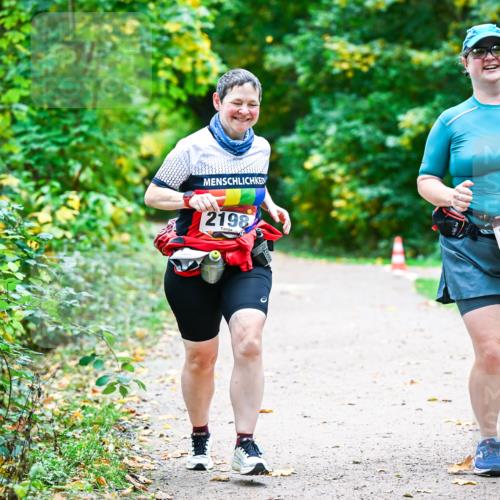 12.10.2025 - Bramfelder Halbmarathon 2025 Dr. Thomas Lammeyer http://msf.ph/oto/9351222 12.10.2025 10:37:59 Laufen 2198, 21, 95 meine-sportfotos.de