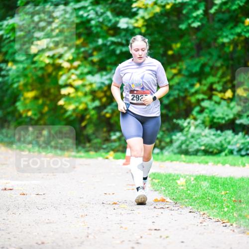 12.10.2025 - Bramfelder Halbmarathon 2025 Dr. Thomas Lammeyer http://msf.ph/oto/9351242 12.10.2025 10:38:22 Laufen 2919, 292 meine-sportfotos.de