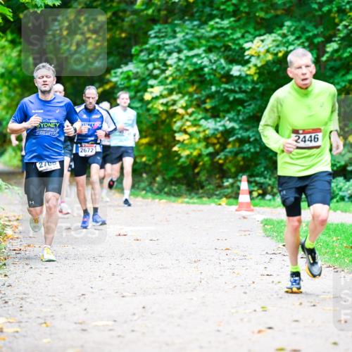 12.10.2025 - Bramfelder Halbmarathon 2025 Dr. Thomas Lammeyer http://msf.ph/oto/9351371 12.10.2025 10:38:46 Laufen 2446, 2672, 2700 meine-sportfotos.de