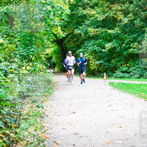 12.10.2025 - Bramfelder Halbmarathon 2025 Dr. Thomas Lammeyer http://msf.ph/oto/9351433 12.10.2025 10:39:05 Laufen  meine-sportfotos.de