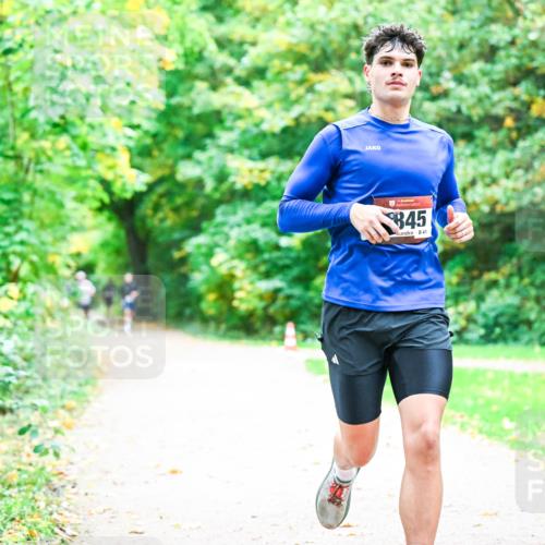 12.10.2025 - Bramfelder Halbmarathon 2025 Dr. Thomas Lammeyer http://msf.ph/oto/9351476 12.10.2025 10:39:12 Laufen 845, 41 meine-sportfotos.de