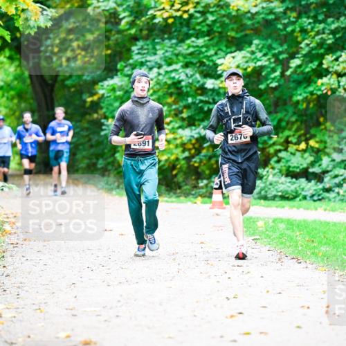 12.10.2025 - Bramfelder Halbmarathon 2025 Dr. Thomas Lammeyer http://msf.ph/oto/9351528 12.10.2025 10:39:25 Laufen 091, 267 meine-sportfotos.de